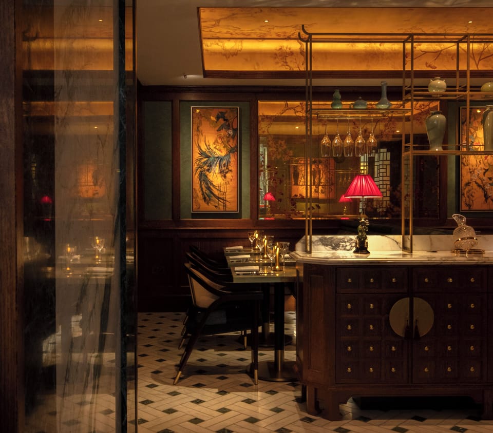 4 restaurants; breakfast, lunch, dinner, and brunch served