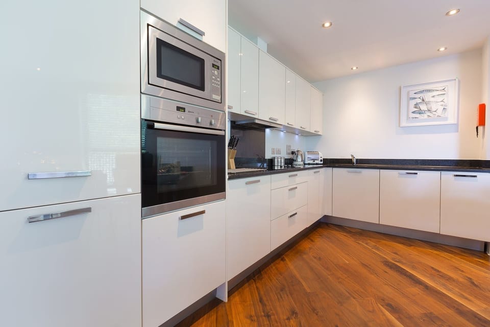 Fridge, dishwasher, electric kettle, toaster