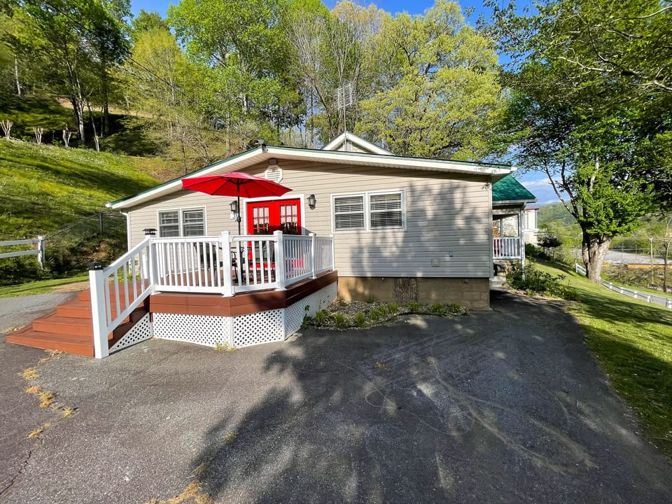 Exterior - Exterior View