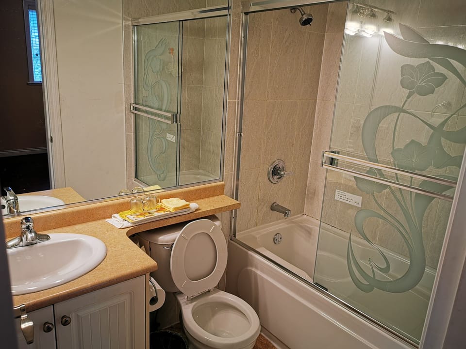 Family Suite Bed and Breakfast in Surrey