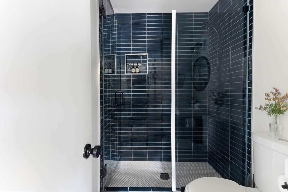 Elegant Bathroom Design Featuring a Relaxing Shower