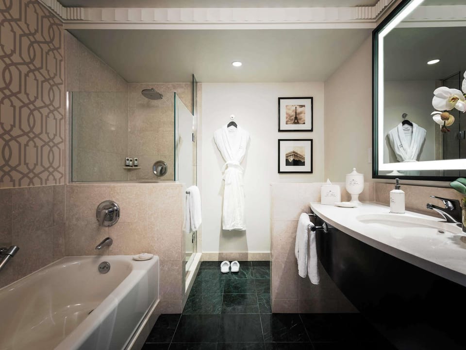 Superior Room, 2 Double Beds | Premium bedding, down comforters, pillowtop beds, minibar