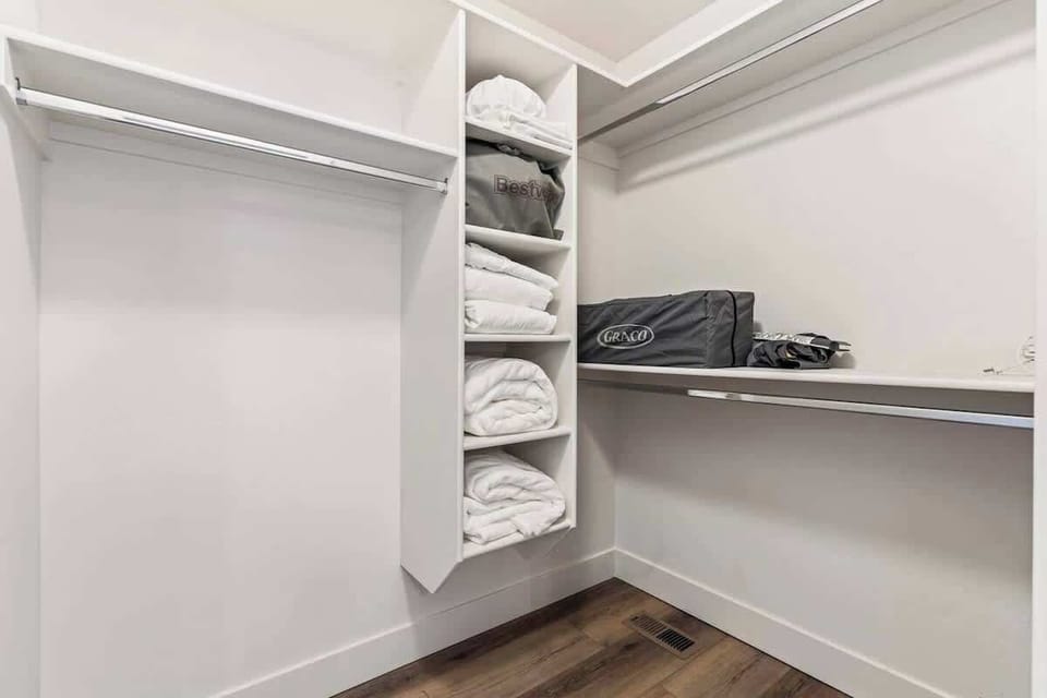 Master closet with space