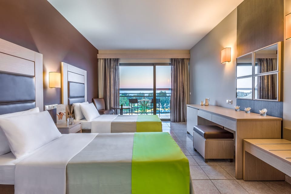 In-room safe, free cribs/infant beds, free WiFi, bed sheets