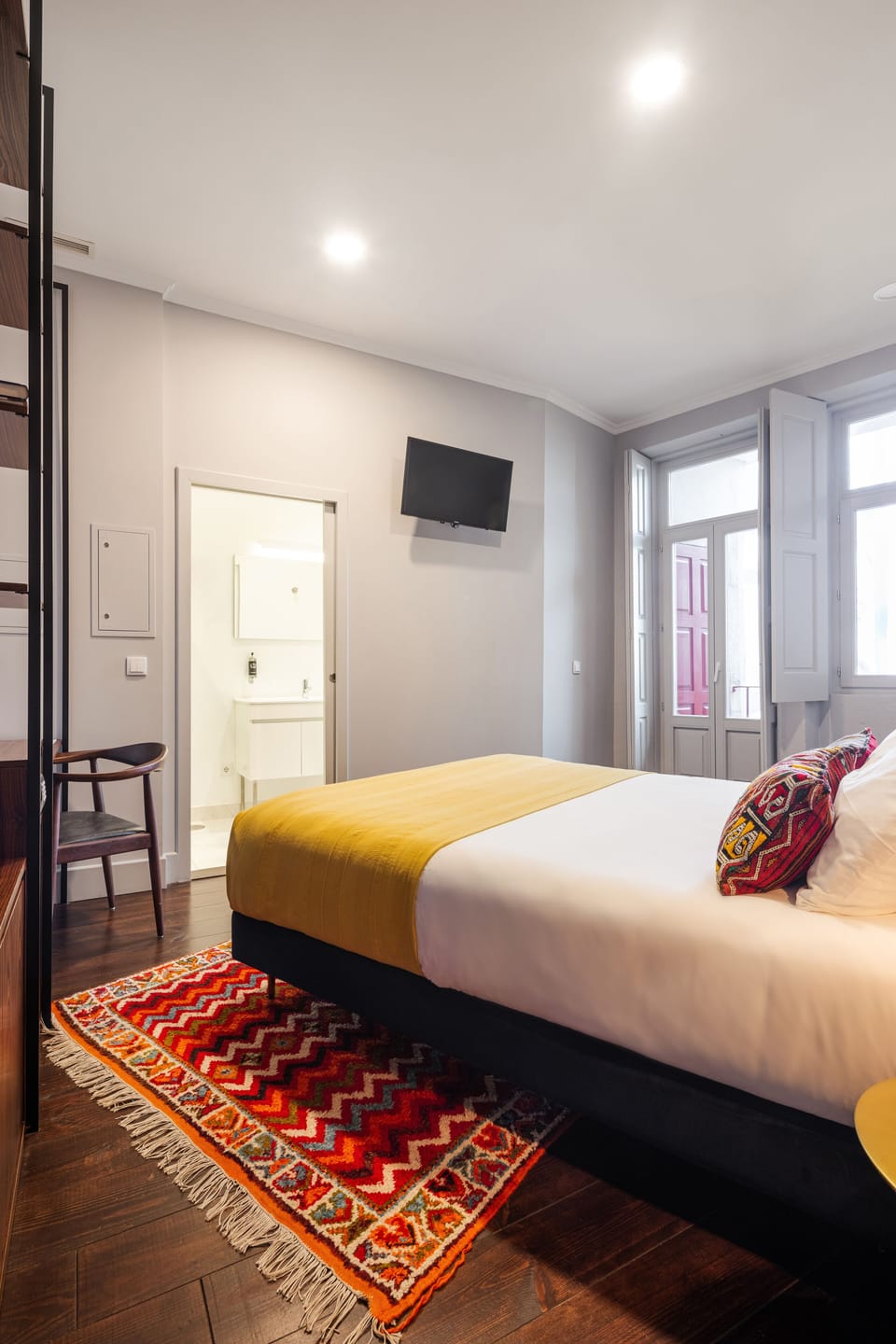 Deluxe Double Room with Balcony | Egyptian cotton sheets, premium bedding, memory foam beds, free minibar