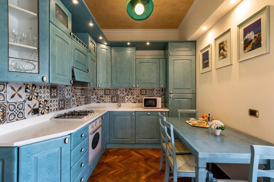 Dishwasher, dining tables