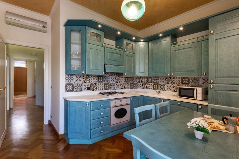 Dishwasher, dining tables