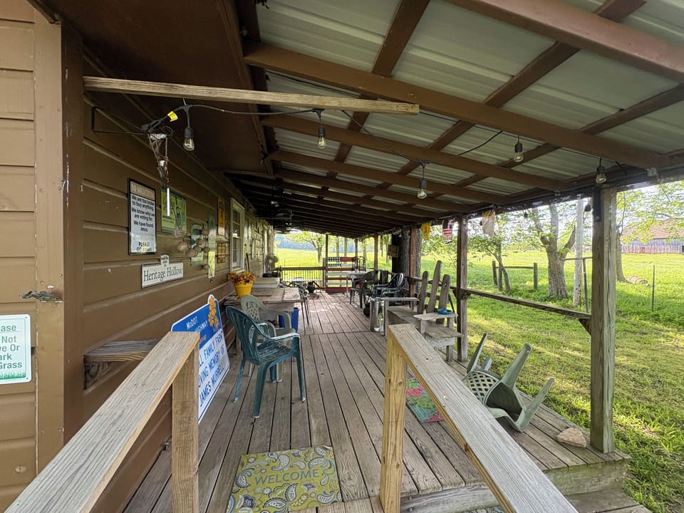 Outdoor dining