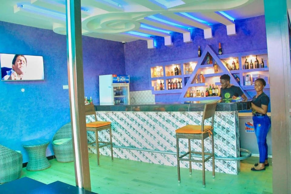 Sports bar