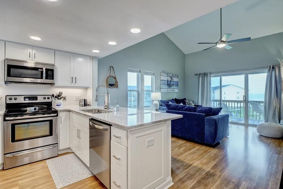 Fully stock kitchen with serving for 12