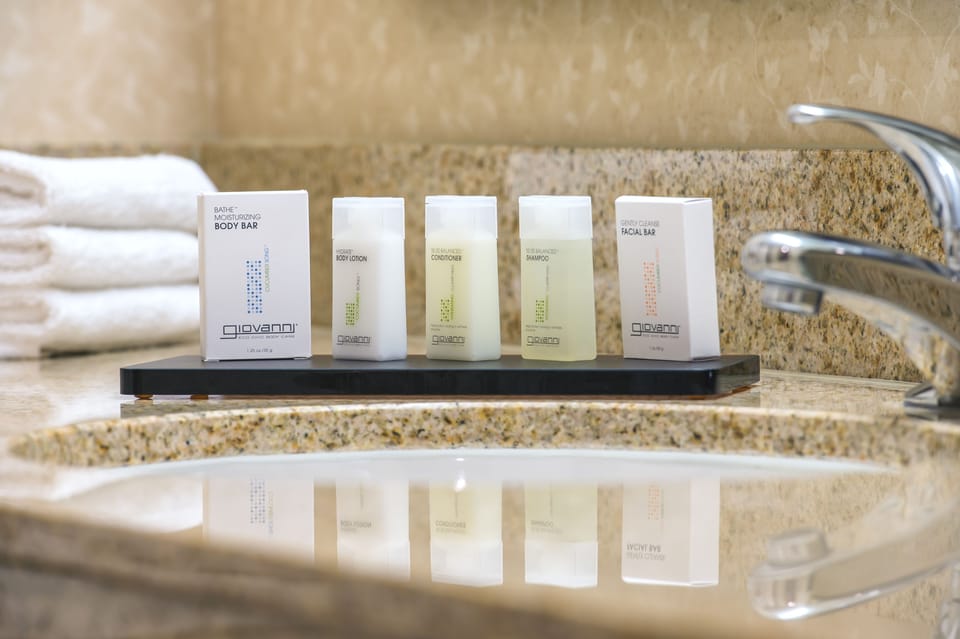Shower, free toiletries, hair dryer, bathrobes