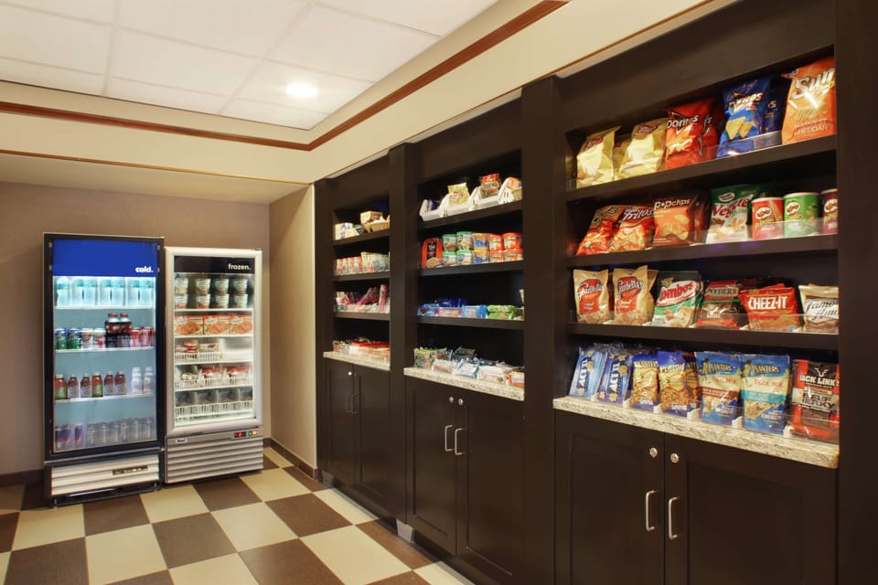 Snack bar