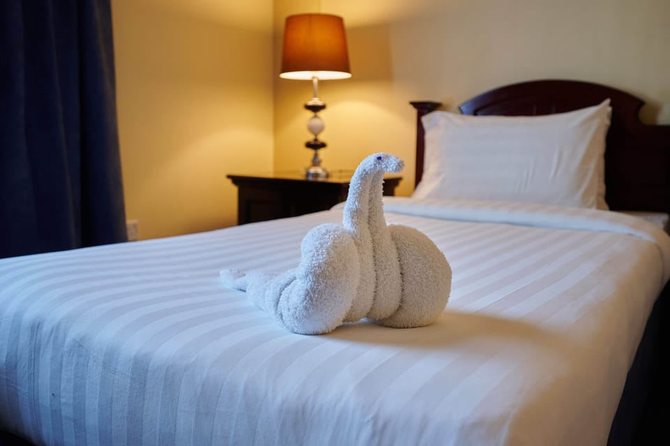 Executive Suite, 1 King Bed | Extra beds