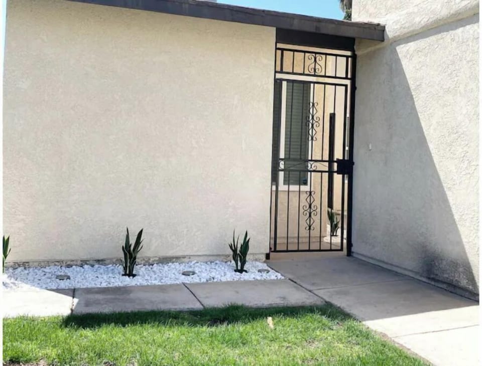 Security gate available