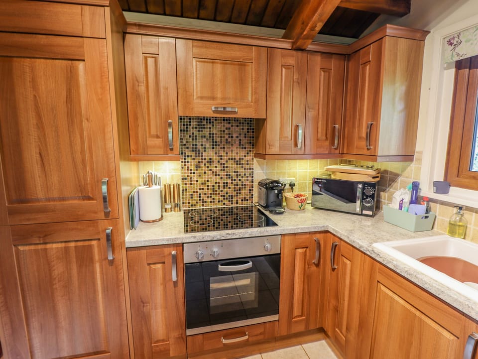 Fridge, dishwasher, electric kettle, toaster
