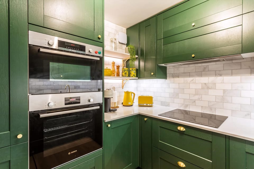 Apartment | Private kitchen | Dining tables