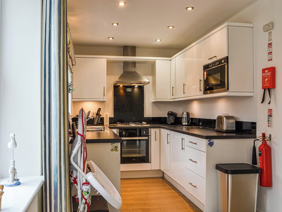 Kitchen area | Wolf&rsquo;s Den, Filey