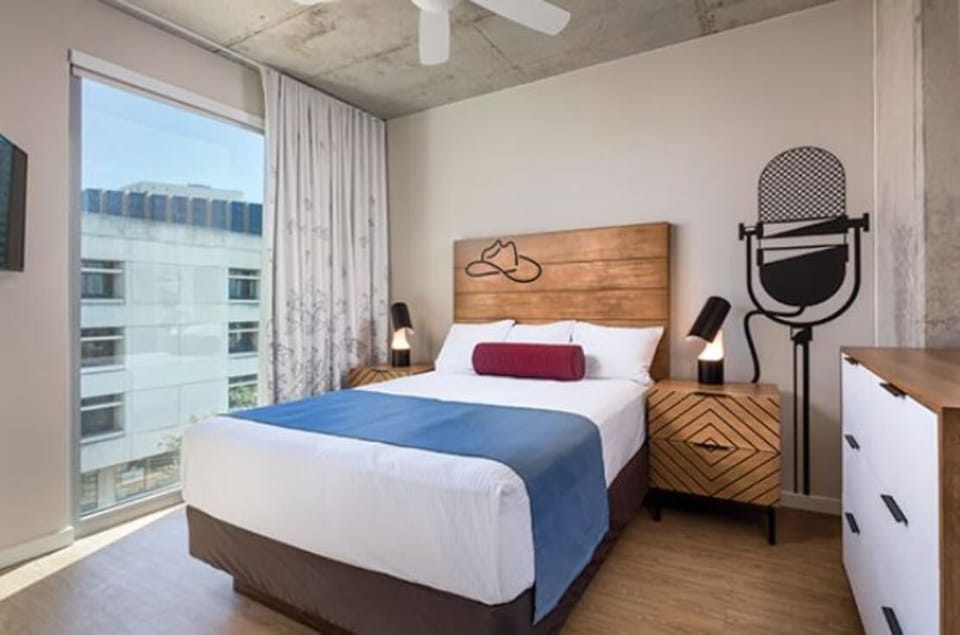 Unit may vary in layout, view, floor, and décor. 
