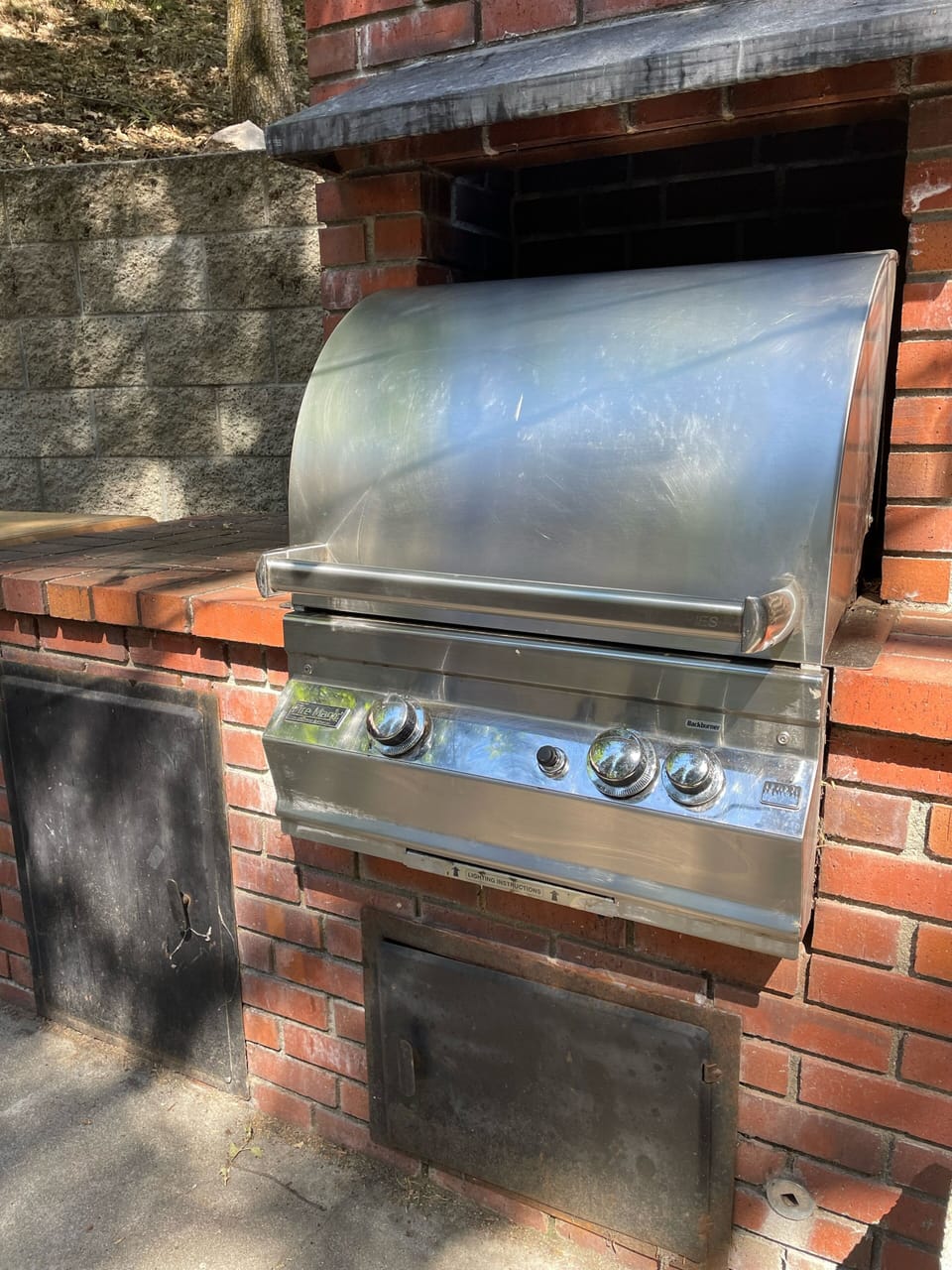 Gas grill
