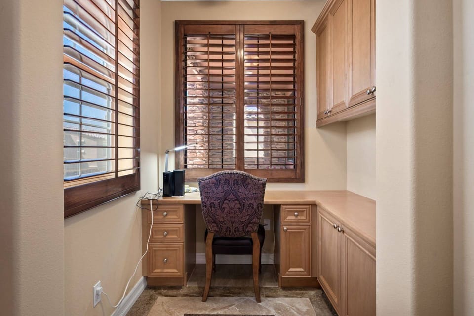 Convenient Office Space for Remote Work