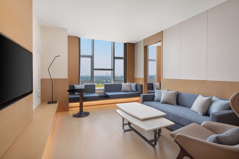 Premium Suite, 1 Bedroom | Desk, laptop workspace, soundproofing, WiFi (free)