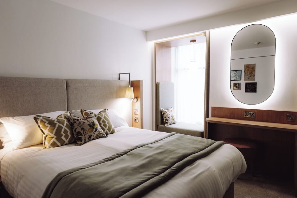 In-room safe, iron/ironing board, free WiFi, bed sheets