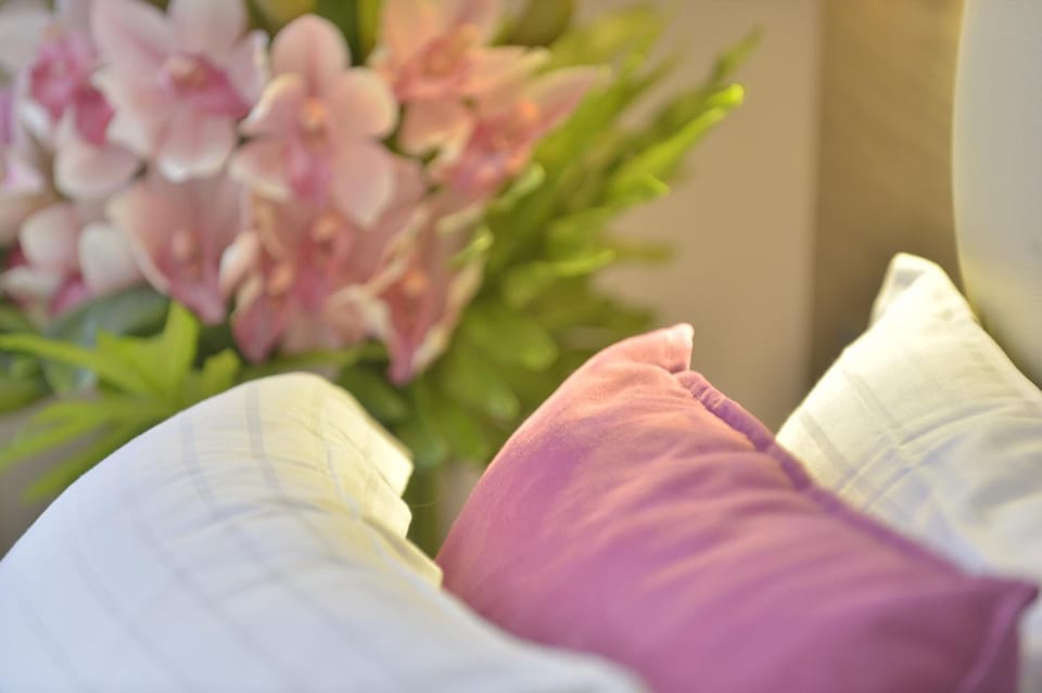 Premium bedding, minibar, in-room safe, soundproofing