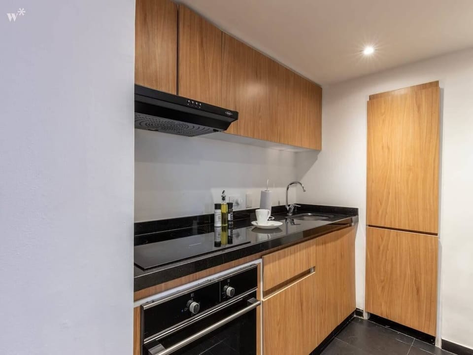 Open kitchen