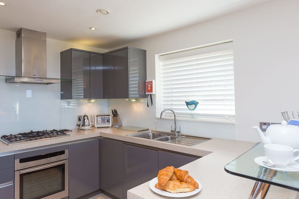 Fridge, dishwasher, electric kettle, toaster