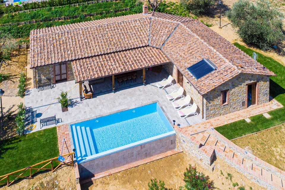 Beautiful villa with private pool and terrace