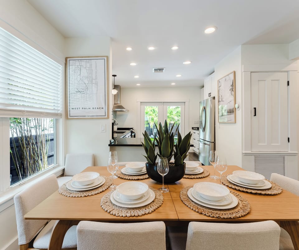 The spacious dining area comfortably seats up to 8 guests with its extension table, making it perfect for family meals, celebrations, and memorable gatherings.