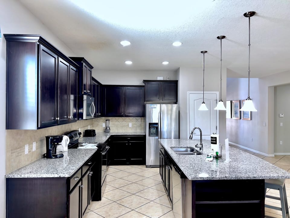 Modern kitchen, effortless living!