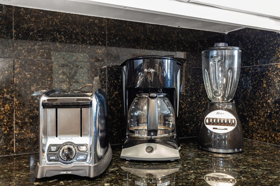 Condo, Multiple Beds, Hot Tub | Coffee and/or coffee maker