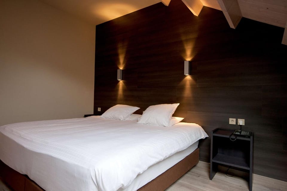 In-room safe, desk, blackout drapes, iron/ironing board