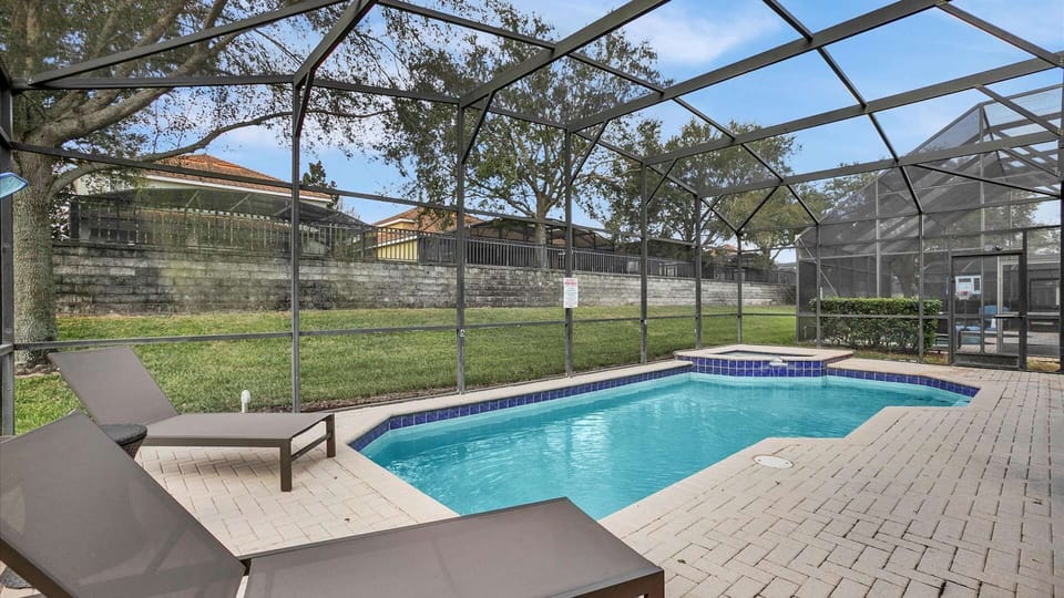 Beautiful 5 bed 5 bath villa located in Windsor Hills Resort