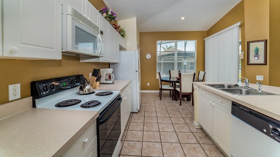 Whip up wonders: Our kitchen, where recipes come to life!