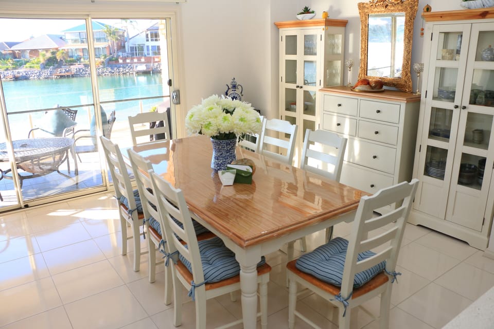 Dining Room with views over the beach and lagoon.