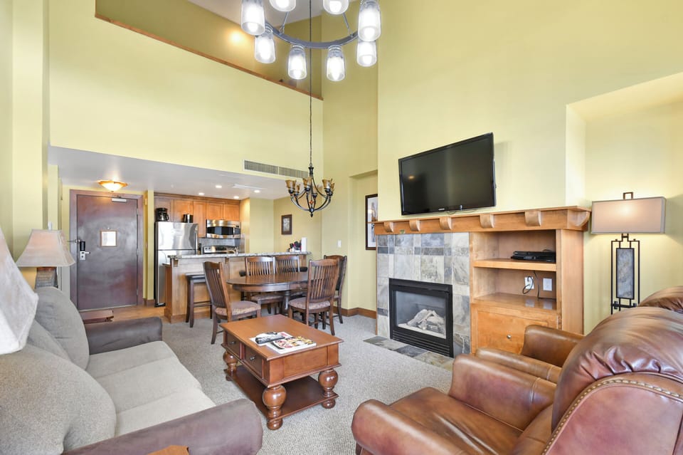 Condo, 2 Bedrooms (Sundial Lodge) | Living area | Flat-screen TV, pay movies