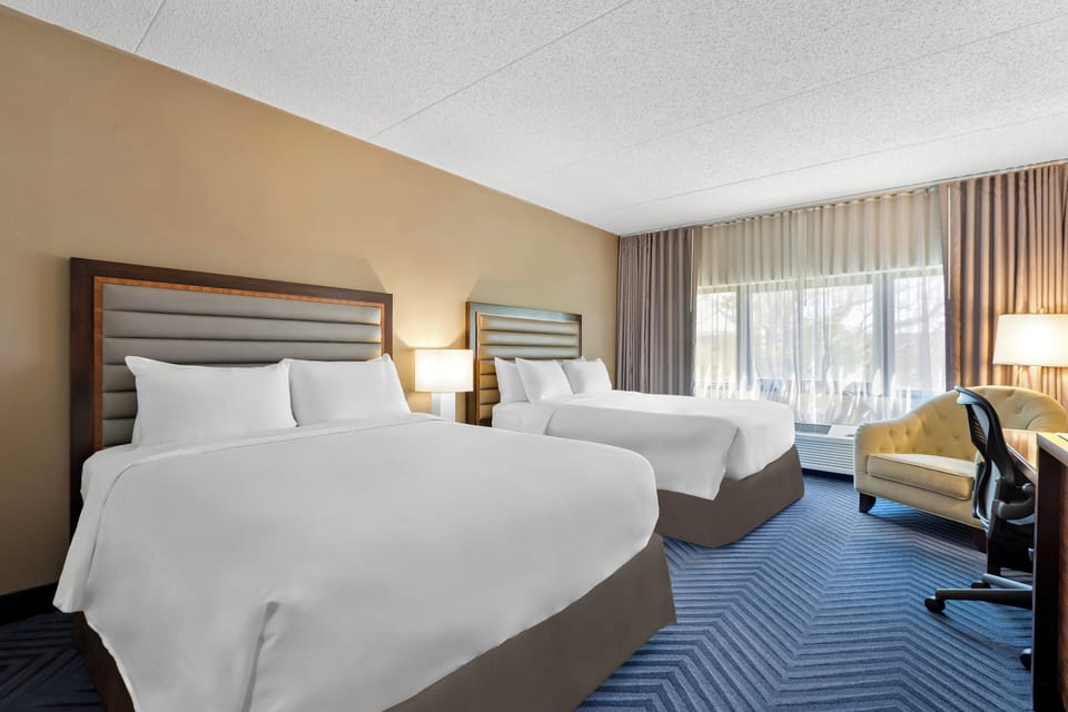 Premium bedding, pillowtop beds, in-room safe, desk