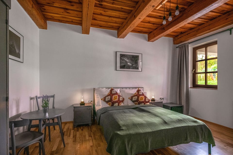 Basic Double Room | In-room safe, individually decorated, individually furnished