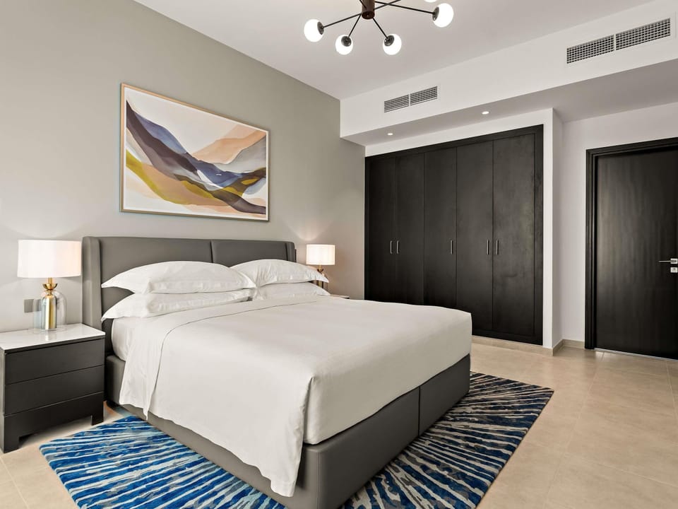 In-room safe, desk, laptop workspace, blackout drapes