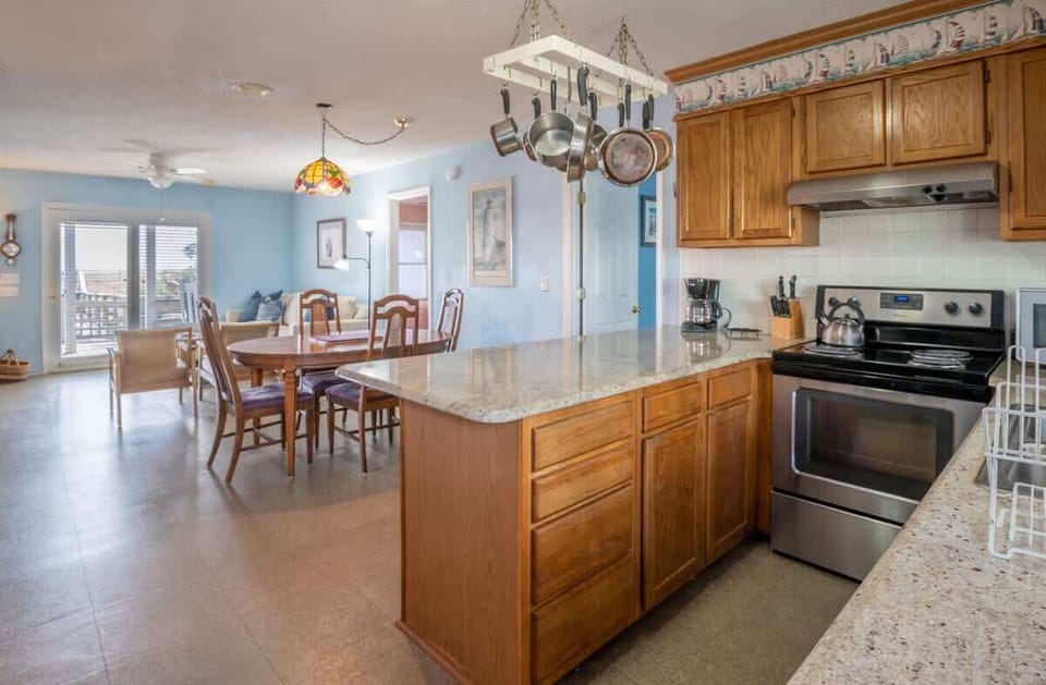 Kitchen-Dining-Living Great Room
