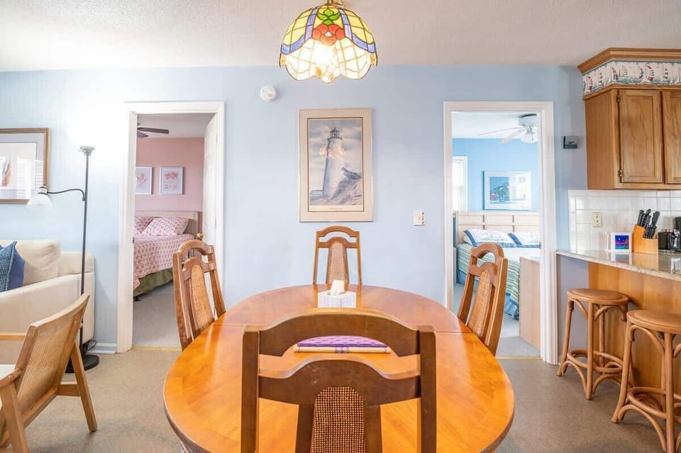 Dining Table - Seating for 4