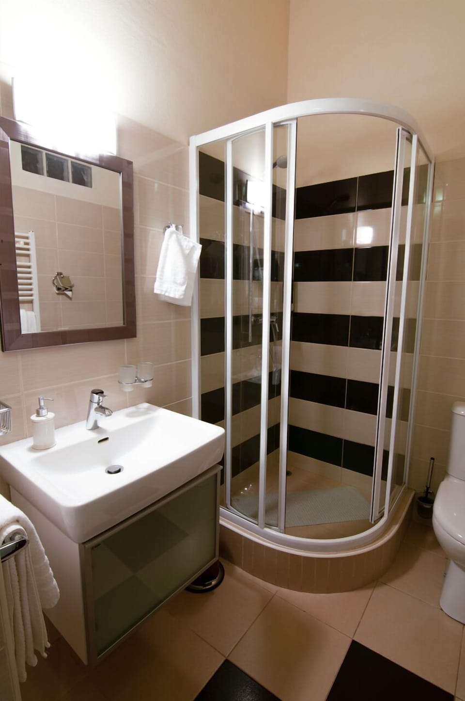 Horse inn Pension Hotel in Slovakia