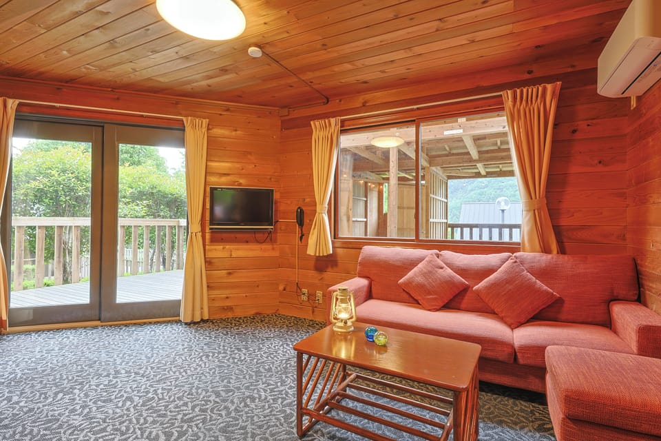 Premier Cottage With Sauna Cottage3 Rooms Loft | Living area | TV