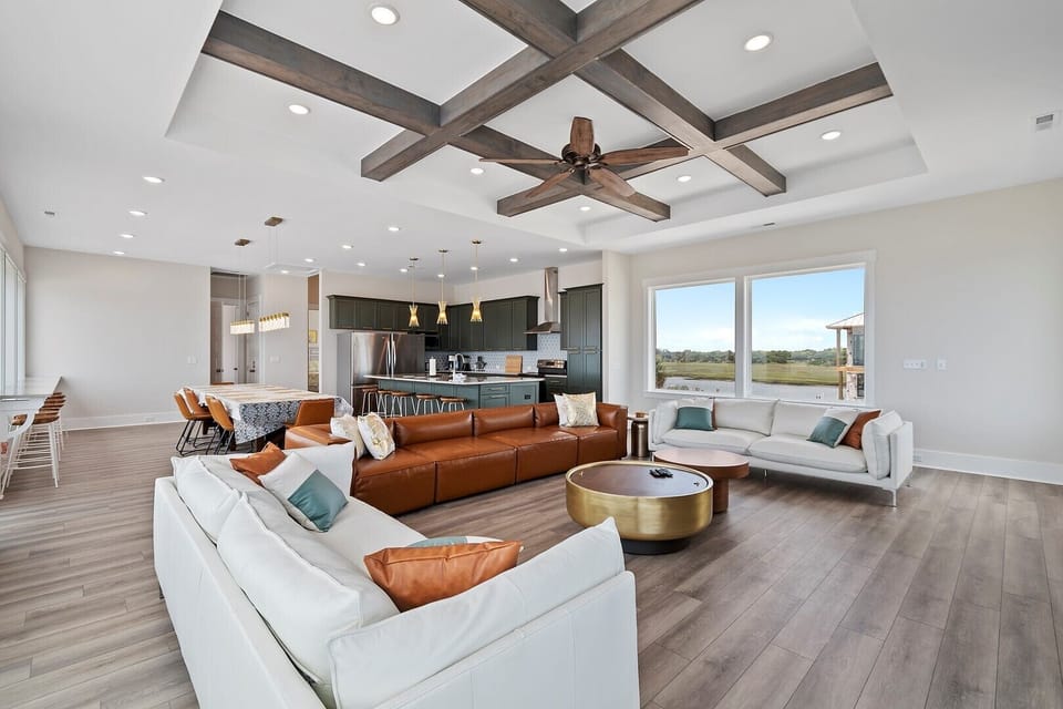 Spacious Great Room