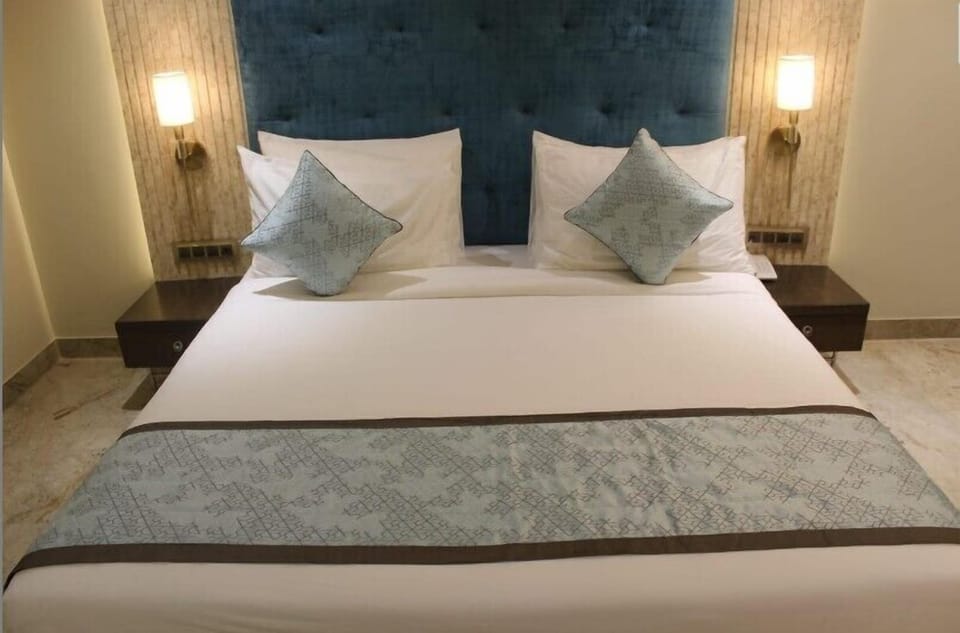 Premium Room | Free WiFi, bed sheets