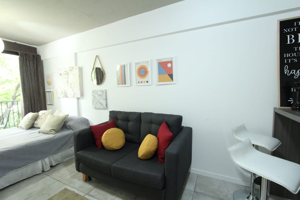 City Studio | Blackout drapes, travel crib, free WiFi, bed sheets