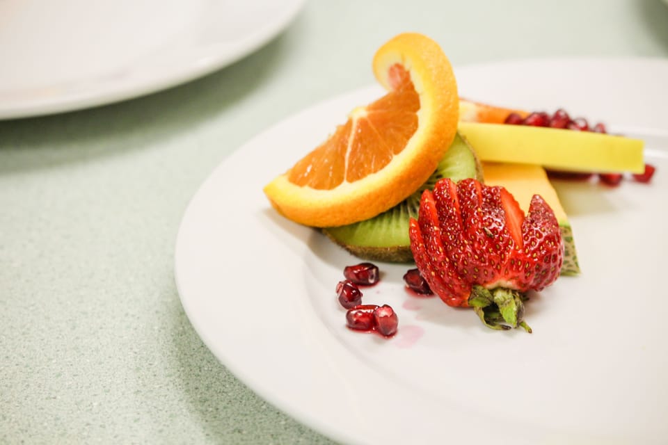 Free daily cooked-to-order breakfast