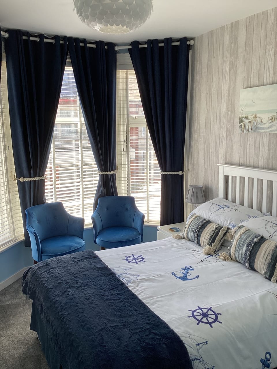 Double Room (Large) | Living area | 32-inch LCD TV with digital channels, TV